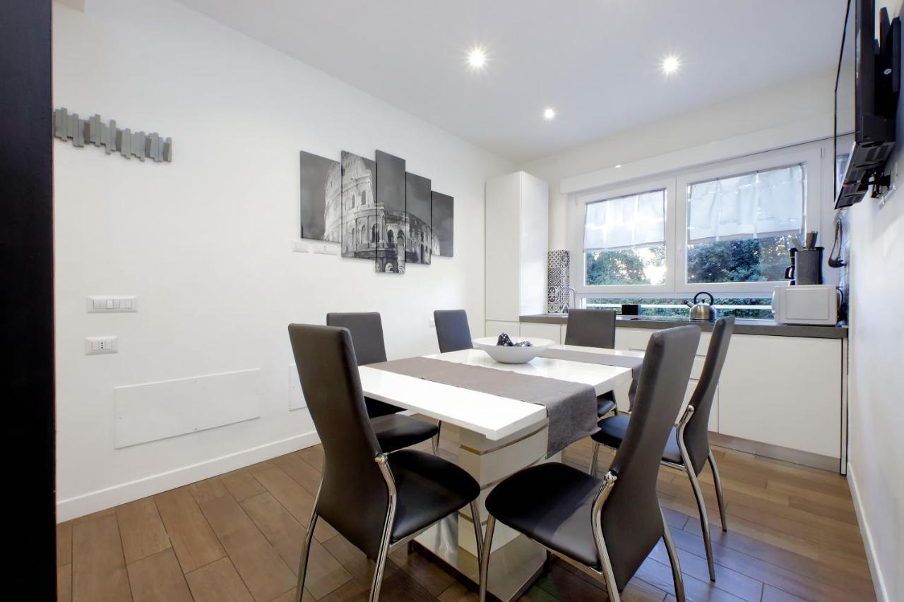 Druso Dream Apartment Colosseo Rome Exterior photo